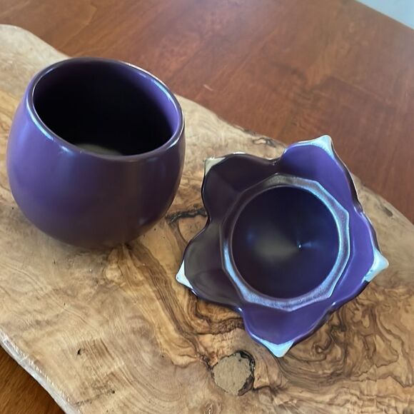 Vintage Eggplant Shaped Lidded Trinket Dish - Picture 6 of 8